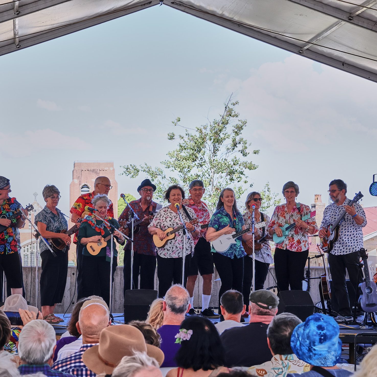 uroc-2023-02-BMUF-Group-Photo-3-on-stage